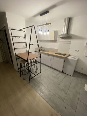 Image of Nice studio close to the Halles de Pau and the fair!
