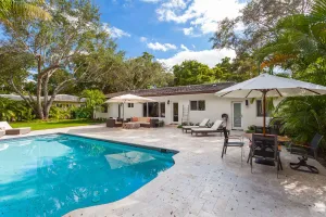 Image of Hamilton House - 3 bedrooms and 2 bathrooms