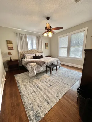 Image of Historical Spacious 1-Bedroom Apartment