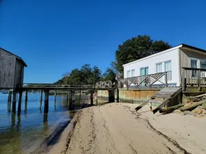 Image of The Boat House on the Bay - On the water; Pet Friendly; WiFi