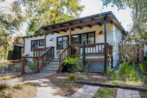 Image of Month long rental - beautifully remodeled cottage