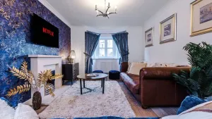 Image of Luxury detached home in 168 Upton Grange