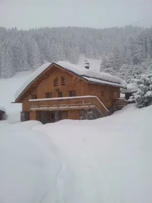 Image of Chalet Luxe 4* 10p, Sauna Jacuzzi near pistes