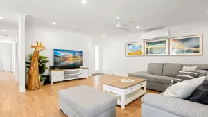 Image of Theresa St 16 Golden Beach