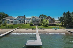 Image of On Crystal Lake, Newly Remodeled, Best Views & Location, Walk to town