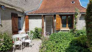 Image of gîte arthemise is located in a charming village in the valley of the SAONE