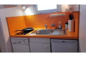 Image of EAUX BONNES\/GOURETTE T2 + TERRACE FACING THE SLOPES