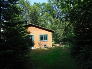 Image of Cozy wooden cottage with Wi-Fi and feel-good atmosphere