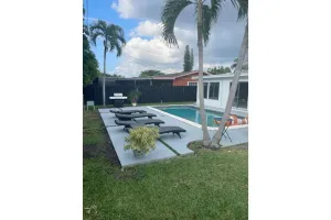 Image of Cheerful 4bd with pool near Beach Stadium Casino +