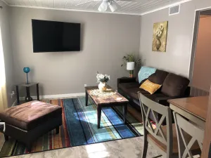 Image of 2 Bedroom Apartment Close to the Action
