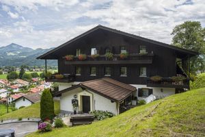 Image of 3 Sterne Komfortable Ferienwohnung mit einem Traum Blick zu den Bergen Sauna Spielzimmer Küche Garage 27