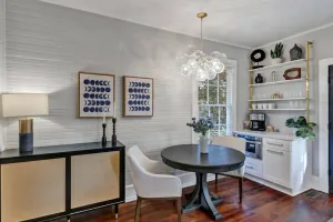 Image of The Wren's Nest 1BR 2BA Guesthouse