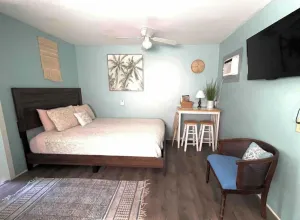Image of Boho Bungalow! Guesthouse near Downtown & Beaches!