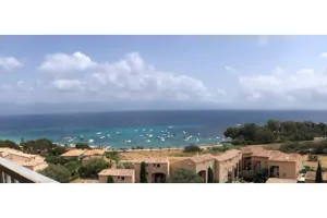Image of Sea view, beach at the foot of the residence