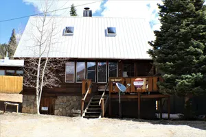Image of LaBelle Cabin - Pet Friendly - Satellite - Close to everything