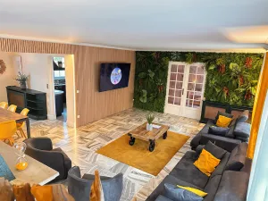 Image of Villa avec pièce Billard style Ranch US