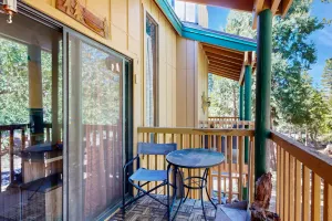 Image of Convenient condo near the lake with shared pool & hot tub