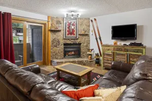 Image of Winter Shuttle! Pool & Hot Tubs! Walk to Gondola!