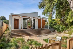 Image of Gorgeous George Barwon Heads