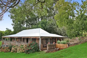 Image of Beautifully renovated Mountain cottage with Ocean view