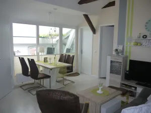 Image of Bright, modern furnished apartment with sea views, 100 m to the beach