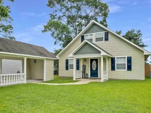 Image of 3BR\/2B in the heart of Leesville, Southern Comfort