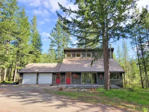 Image of Phoenix, 3 Bedroom Woodland Cabin