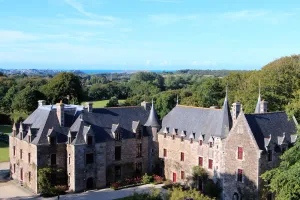 Image of Get together with family and friends, up to 15 people, on the pink granite coast