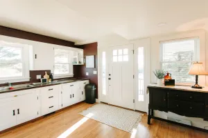 Image of Cozy Cottage- Beautiful Porch Views
