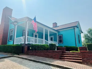 Image of A totally renovated home in the heart of Roswell and central to Roswell’s best.