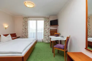 Image of Double Room 2 - Pension ANNA, Apartments & Comfort Rooms ***