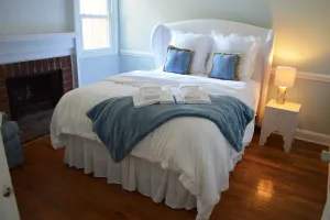 Image of Charleston Charm - Next to Shem Creek