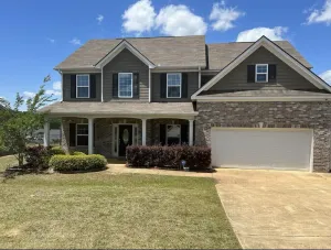 Image of Modern and Spacious home 10 minutes from Fort Moore , a great place for memories