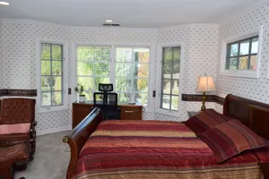 Image of Luxurious Secluded Master Suite in a Saratoga Villa.