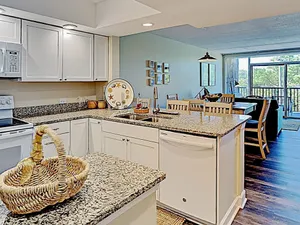 Image of Beautiful 327 Litchfield Retreat. Minutes from the Beach, Community Pool