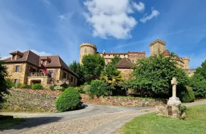 Image of Gîte \"AU PIED DU CHATEAU\" in Castelnau, near Padirac, Rocamadour, Autoire...