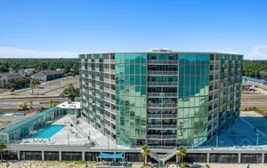 Image of Spectacular 3-Bedroom - 3 Bathroom beachfront condo!!!!