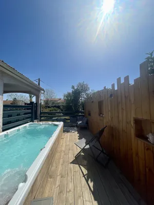 Image of Magnificent villa for 2 to 8 people with private pool - close to the sea