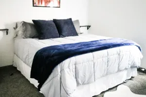 Image of Entire Home- 2 King Beds, Close to Zion, Clean & Fresh