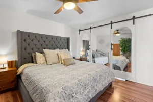 Image of Spacious House, King & Queen beds, full kitchen