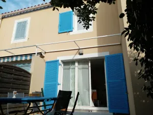 Image of Mazet with terrace 200m from the beach, La Baie des Isles, La Londe