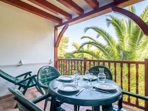 Image of Cozy Apartment in Ciboure with Pool, Balcony, and Golf Nearby