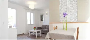Image of Charming studio, quiet, patio, 2-4p