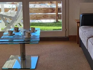 Image of T2 lumineux 6 pers au pied des pistes avec WIFI, balcon, casier à skis, à 5 min des commerces et loisirs - FR-1-262-79