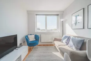Image of Modern 1 Bedroom Apartment in Central Eastleigh