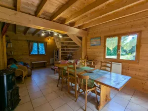 Image of Chalet spacieux près de Gérardmer avec terrasse, verger et activités montagne - FR-1-589-121