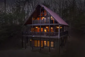 Image of Luxury 3 Bedroom Gatlinburg Cabin with Home Theater Room and Sauna Room