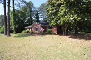 Image of 3 bedroom 2 bath brick house