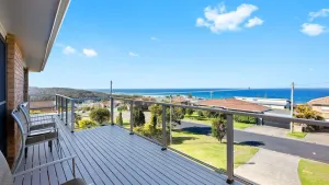 Image of Montague Views Kianga
