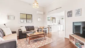 Image of Rosena - The Classic Beach House - 5 Cashmore Street